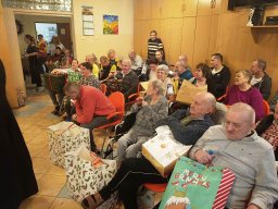 Rozdanie paczek mieszkańcom Bytomskiego Centrum Wsparcia, 23.12.2025